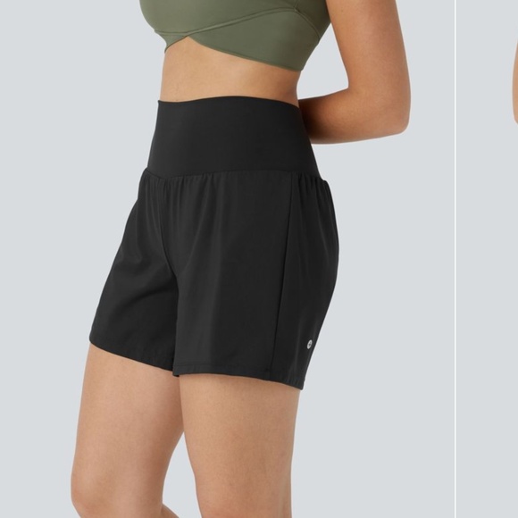 Halara Super High Waisted Back Pocket & Side Pocket Shorts 5'' Black NWT Large - Picture 4 of 14